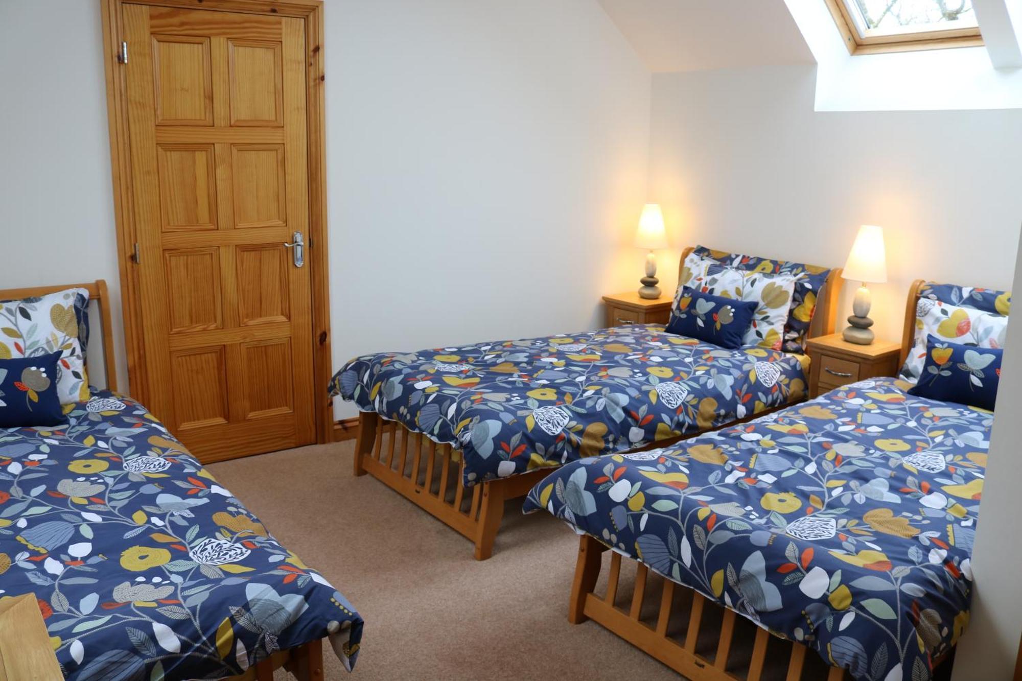 Penlan Coastal Cottages - Cornerstone Аберпорт Екстериор снимка